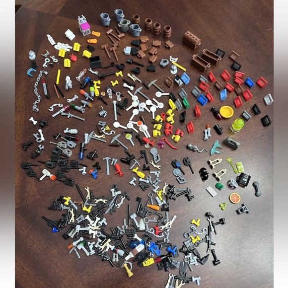 LEGO Over 300 Minifigure Accessories Tools Backpacks Suitcases, ... - Picture 1 of 9